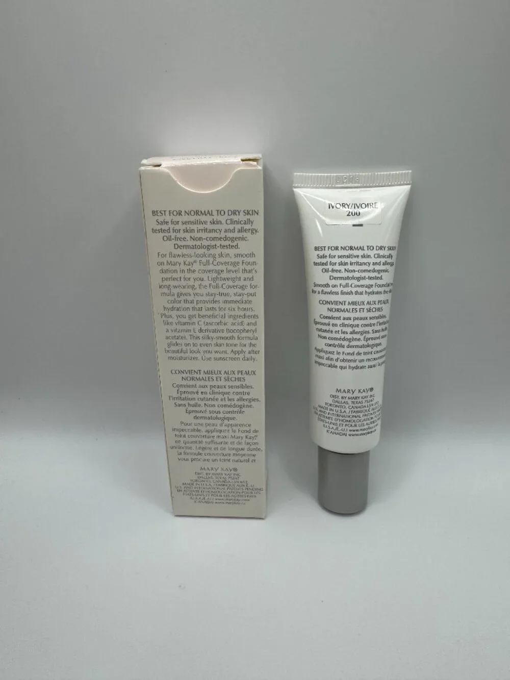 Mary Kay Full Coverage Foundation 367300 Ivory 200 Normal/Dry Skin Gray Cap
